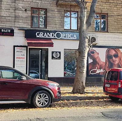 ochelari soare, reparatii ochelari chisinau, lentile de contact